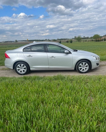 Volvo S60 cena 32500 przebieg: 346000, rok produkcji 2012 z Kępno małe 121